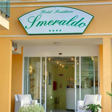 Residence Suite Smeraldo Riccione Exterior foto