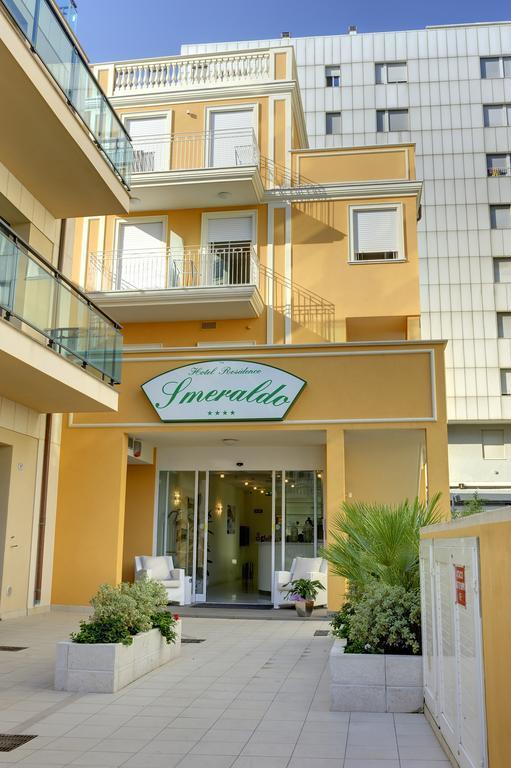 Residence Suite Smeraldo Riccione Exterior foto