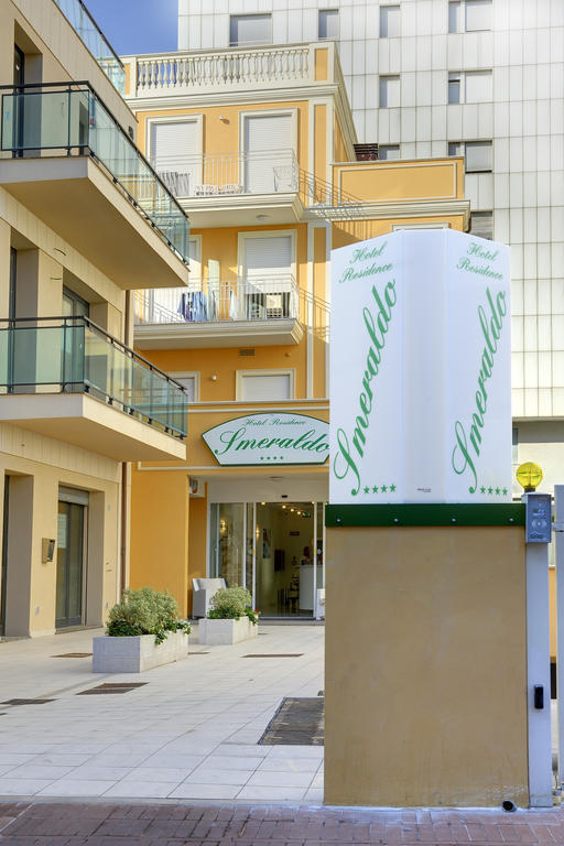 Residence Suite Smeraldo Riccione Exterior foto